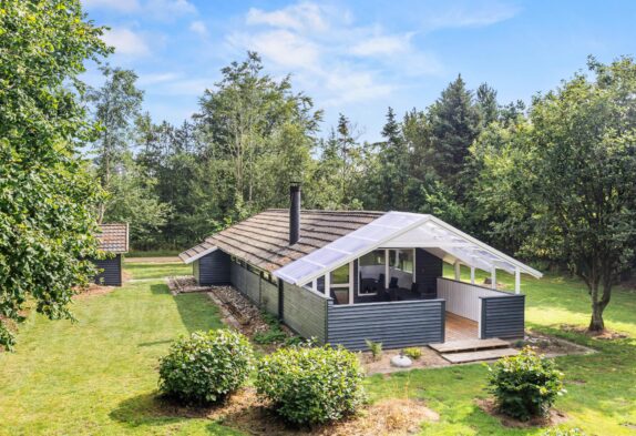 Skønt sommerhus til 5 personer i Jegum Ferieland