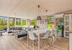 Skønt sommerhus med billard, sauna og tømmespa (billede 9)
