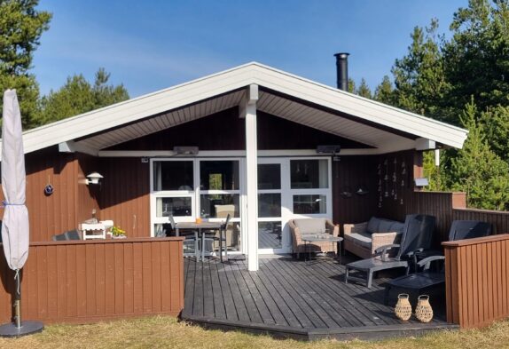 Skønt sommerhus med god have i skønne Houstrup
