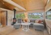 Hyggeligt sommerhus med skøn træterrasse (billede 4)