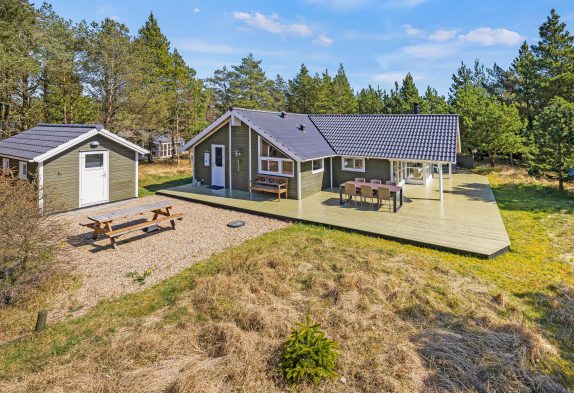 Schönes Ferienhaus für 6 Personen mit Whirlpool und Sauna