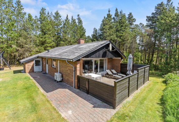 Helles, gemütliches Ferienhaus mit Sauna ungestört gelegen