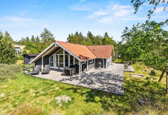 Gemütliches Whirlpoolhaus mit grosszügiger Terasse