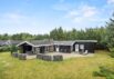 Sommerhus med brændeovn og sauna på stor, afskærmet grund (billede 1)