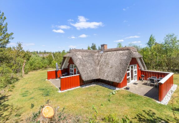 Charmerende stråtækt sommerhus til 5 personer i Houstrup