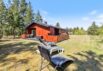 Hyggeligt sommerhus med brændeovn og lukket terrasse (billede 1)