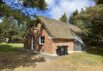 Klassisches Reetdach-Ferienhaus mit Sauna und Whirlpool (Bild  1)