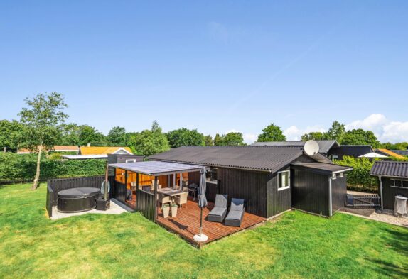 Kleines, in 2021 renoviertes Ferienhaus für 4 Personen + 1 Hund