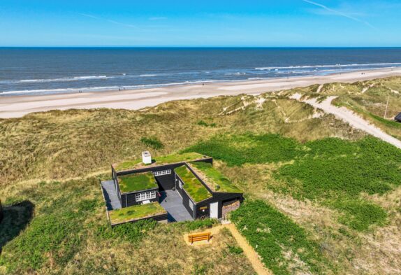 Strandnær idyl til op til 4 personer i Henne Strand