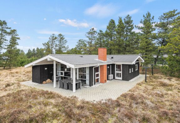 Sommerhus med sauna til 6 personer i Henne Strand