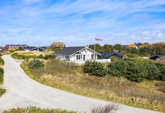 Klassisches Sommerhaus – nur 450m zum Strand