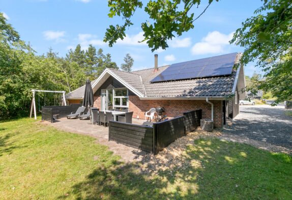 Pool, sauna og spa i sommerhus i Henneby