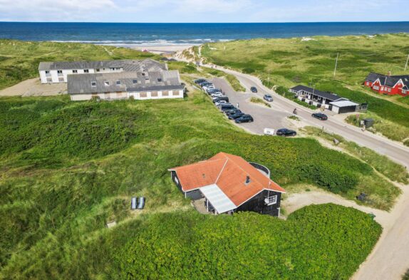 Ferienhaus mit Whirlpool, Sauna und nur 100 meter zum Strand