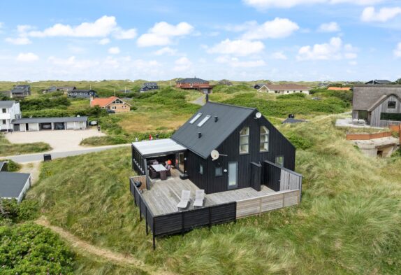 Skønt og strandnært feriehus i naturskønne Vejers