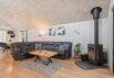 Centralt, moderne sommerhus med udendørs sauna og spa (billede 6)
