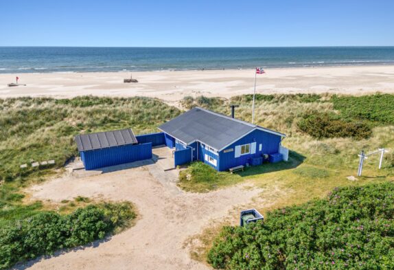 Ferienhaus mit Meerblick, nur 10 Meter bis zum Strand