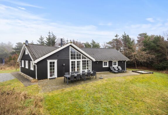 Ferienhaus in Blåvand mit Pool, Sauna und Platz für die ganze Familie