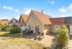 Schönes Holzferienhaus mit Holzofen und Sauna in Blåvand (Bild  1)