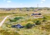 Hyggeligt sommerhus med sauna, brændeovn og udebruser (billede 1)