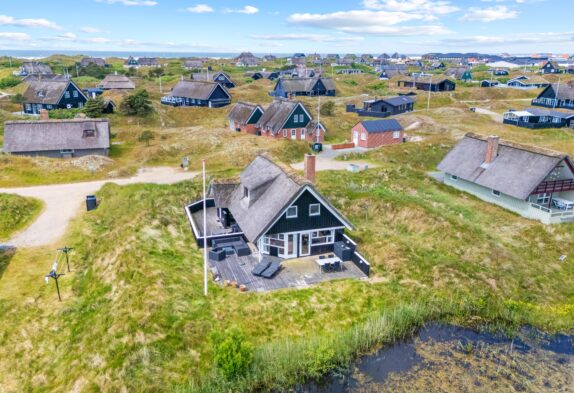 Stråtækt sommerhus til 4 personer i Fanø Bad