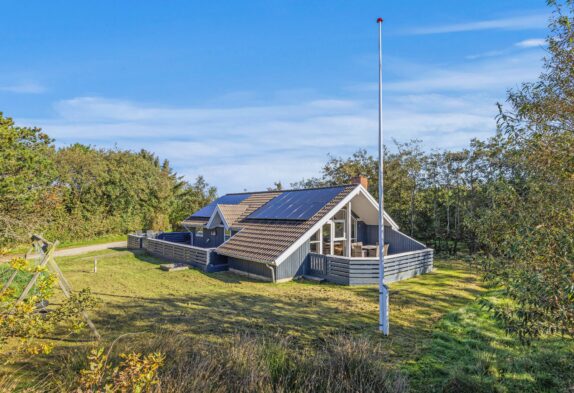 Dejligt sommerhus med sauna og brændeovn i Rindby på Fanø