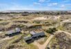 Strandnahes Ferienhaus in schöner Natur (Bild  1)