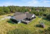 Typisch skandinavisches Poolhaus mit Platz für 14 Gäste (Bild  1)