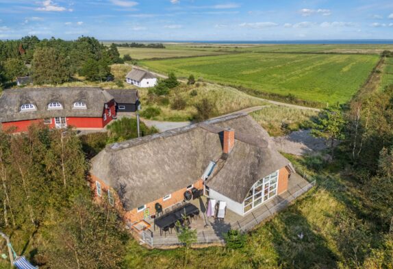 Kinderfreundliches Ferienhaus mit Pool und Whirlpool