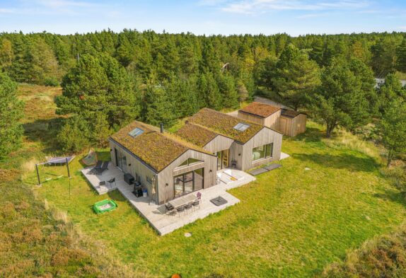 Exklusives Holzhaus mit Außen-Badewannen, Sauna und Panoramaaussicht