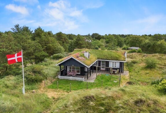 Charmantes Ferienhaus in ungestörter Lage auf Naturgrund  