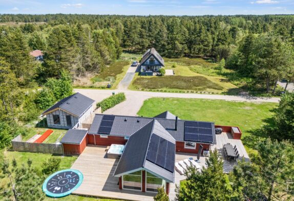 Aktivitäts-Ferienhaus mit Whirlpool auf Rømø, 2 Hunde erlaubt und mit Außenwhirlpool
