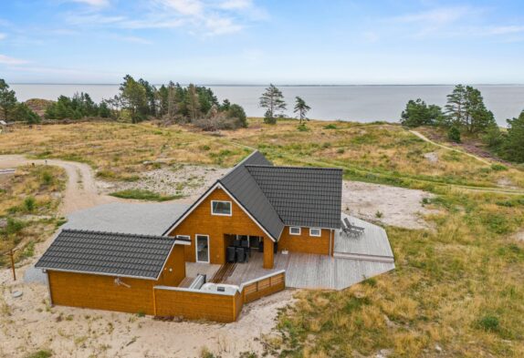 Flot sommerhus med udespa og panoramaudsigt på Rømø