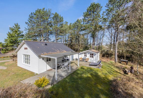 Gemütliches, kleines Ferienhaus mit Kamin auf Rømø