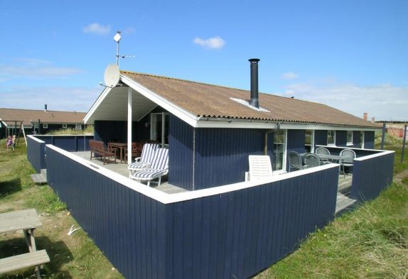 Gepflegtes Ferienhaus mit geschlossener Terrasse