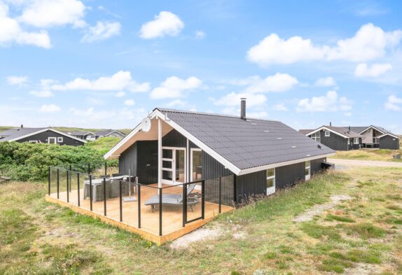 Strandnahes Ferienhaus mit Sauna und Kamin