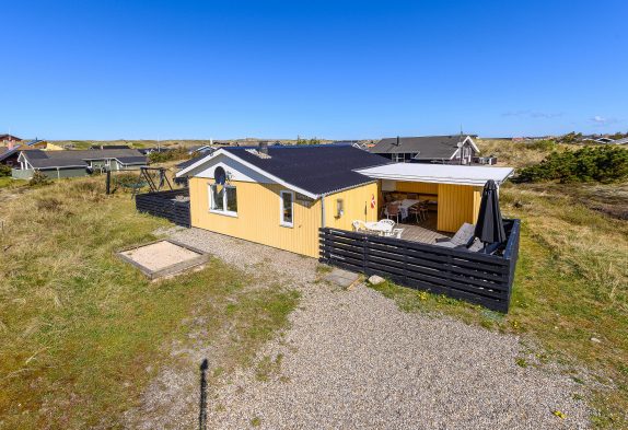 Sommerhaus in Bjerregård mit überdachter Terrasse