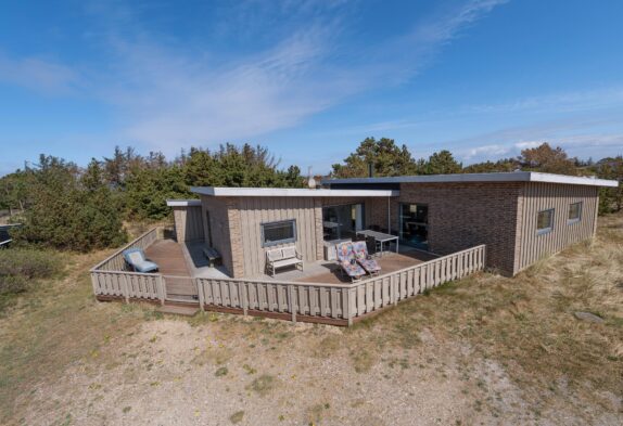 Flot lavenergi-feriehus i Bjerregård, Danmark