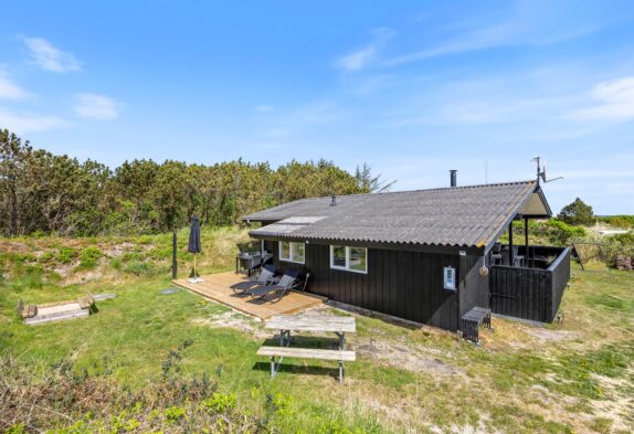 Hyggeligt og hjertevarmt sommerhus nær havet
