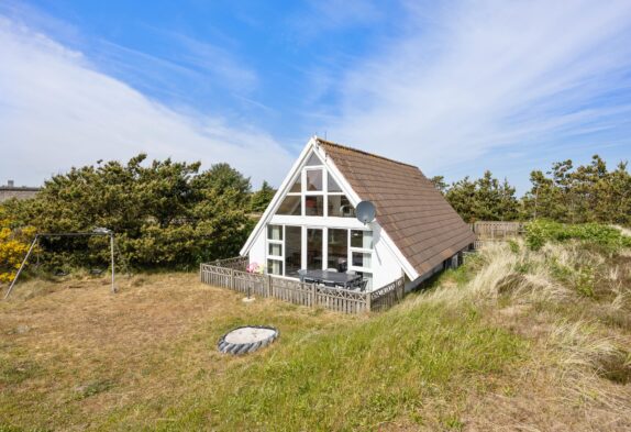 6-personers sommerhus i Bjerregård med 3 lukkede terrasser