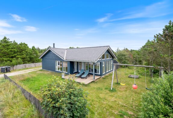 Ferienhaus mit Wintergarten, Gefrierschrank & Whirlpool