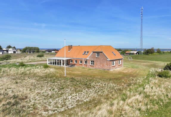 Großes Ferienhaus mit Sauna, Whirlpool und Internet
