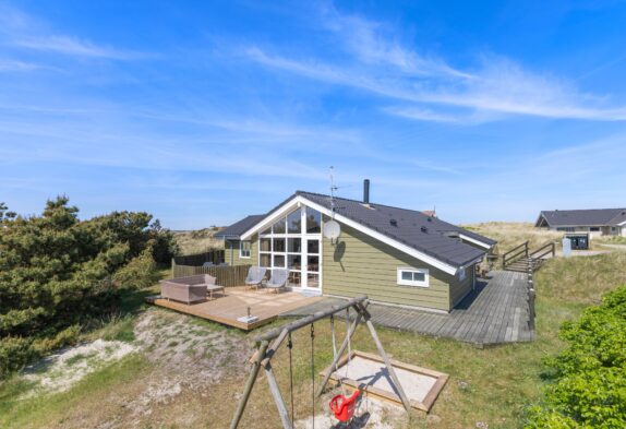 Ferienhaus mit großem Whirlpool & geschützter Terrasse