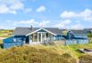 Schönes, strandnahes Ferienhaus mit gut geschützter Terrasse (Bild  1)