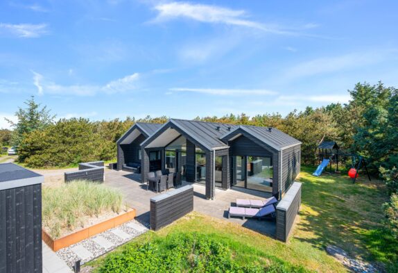 Modernes Ferienhaus mit Sauna in strandnaher Lage