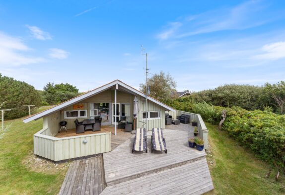 Gepflegtes Ferienhaus mit Sauna in Bjerregård – 2 Hunde