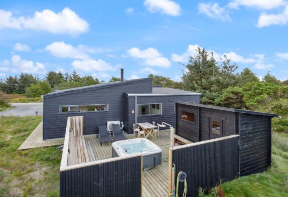 Luxus Ferienhaus mit Sauna, Whirlpool und Aktivitätsraum