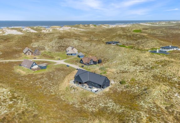 Luxuriöses und modernes Ferienhaus mit Außenwhirlpool