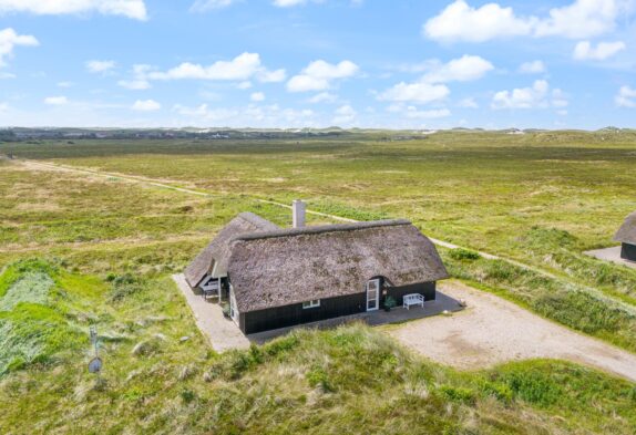 Charmantes Reetdachhaus mit Panoramablick, Whirlpool und Sauna