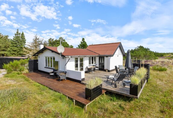 Gemütliches Ferienhaus auf Naturgrund in Bjerregård