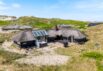 Hyggeligt poolhus nær stranden i Haurvig (billede 2)